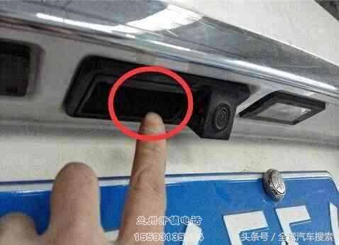 把车钥匙锁车内怎么办,教你几招能省下200块