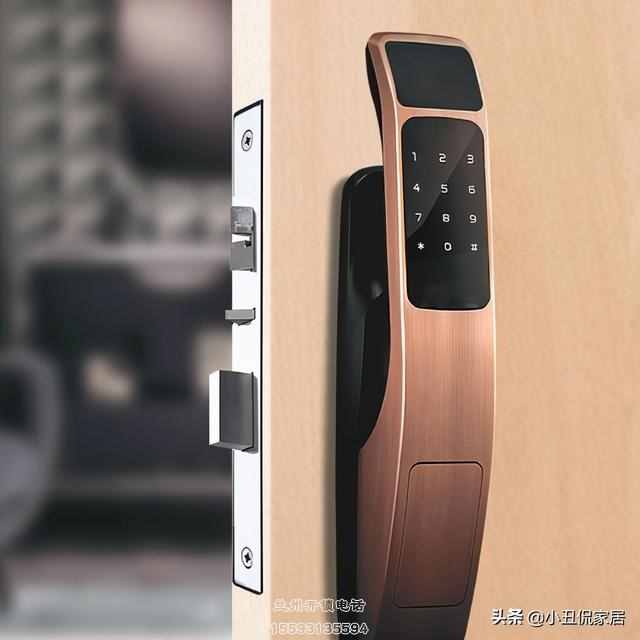 新房入住三年终醒悟,智能门锁才是标配,告别“不听话”的钥匙